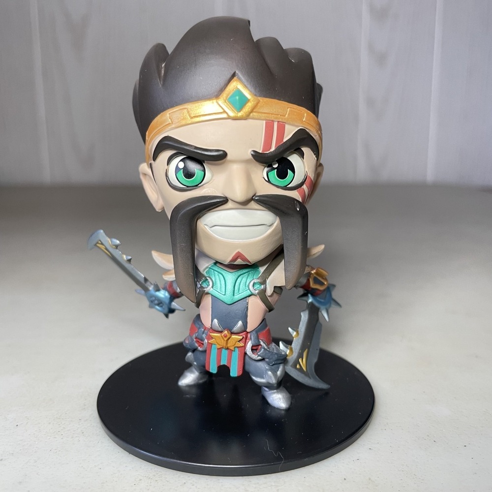 League of Legends Draven Figure No. 018 Minis Loot Crate Exclusive Collectible
